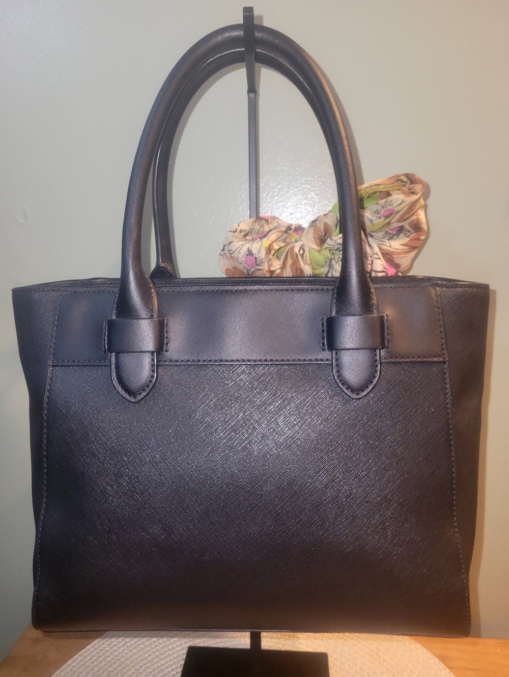 Kate Spade Melanie Structured Black Tote with Green Floral Silk Scarf - Picture 3 of 8